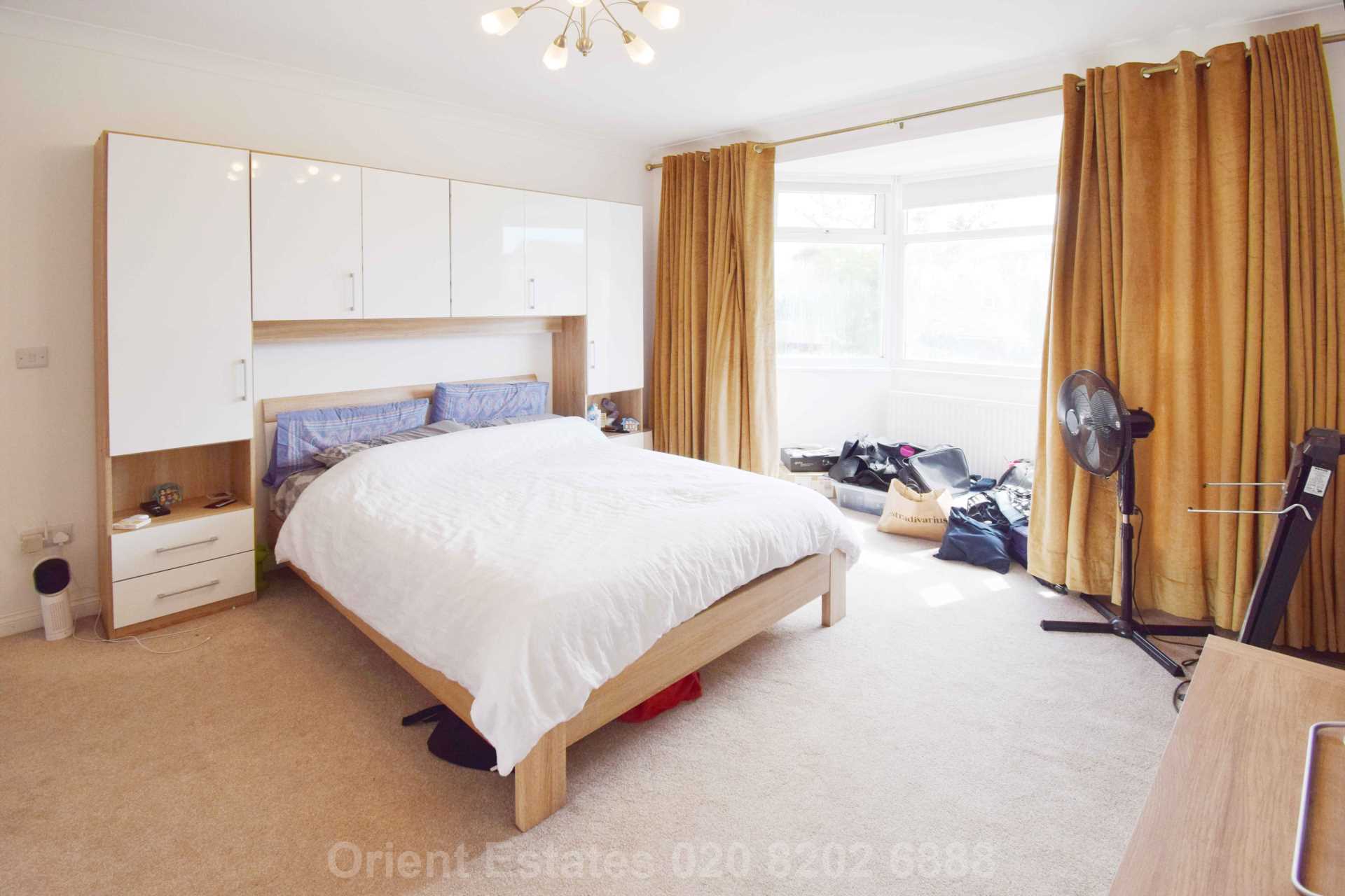 Southfields, Hendon, Image 8