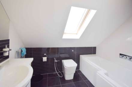 Southfields, Hendon, Image 12