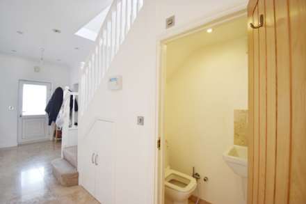 Southfields, Hendon, Image 3