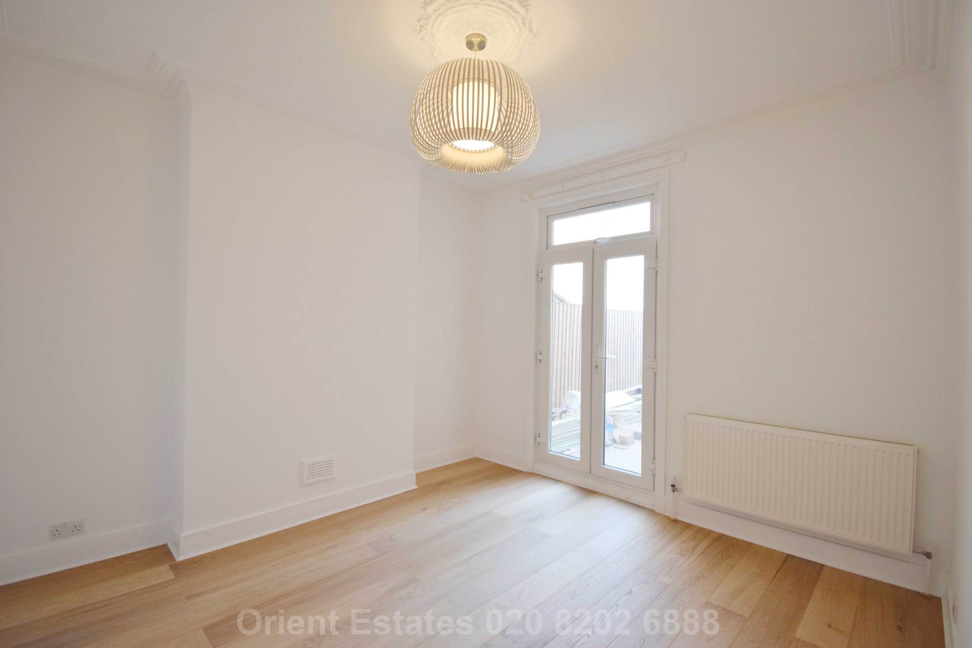 West Hendon Broadway, London, Image 4
