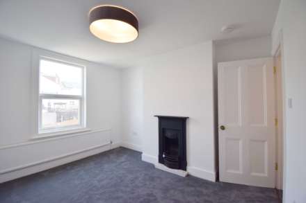 West Hendon Broadway, London, Image 7