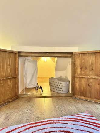 Woodstock Avenue, Golders Green, Image 11