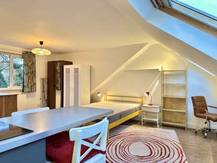 Woodstock Avenue, Golders Green, Image 3