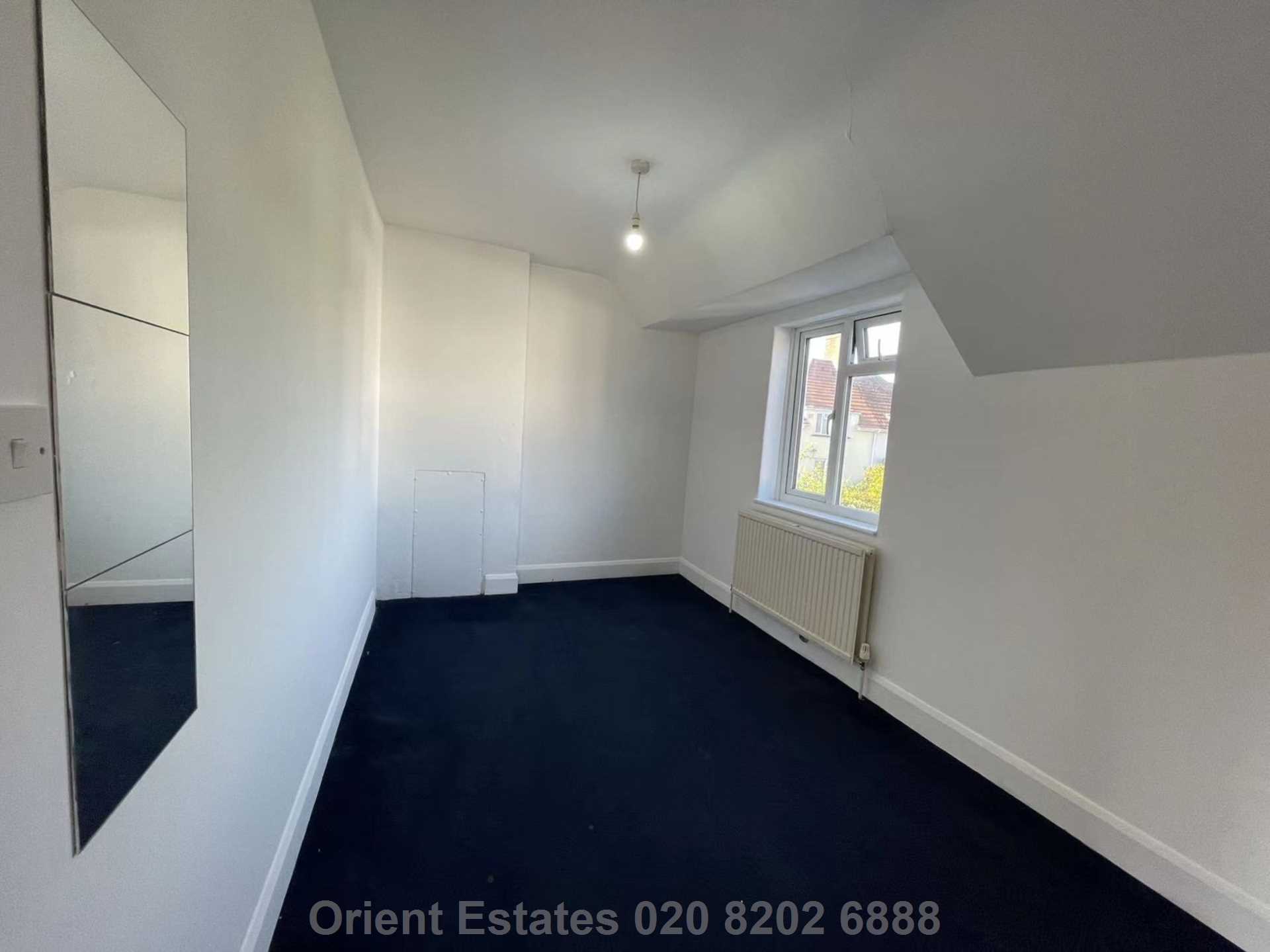Sturgess Avenue, Hendon, Image 5