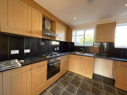 Sturgess Avenue, Hendon, Image 3