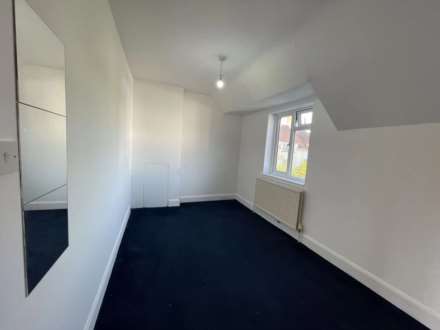 Sturgess Avenue, Hendon, Image 5