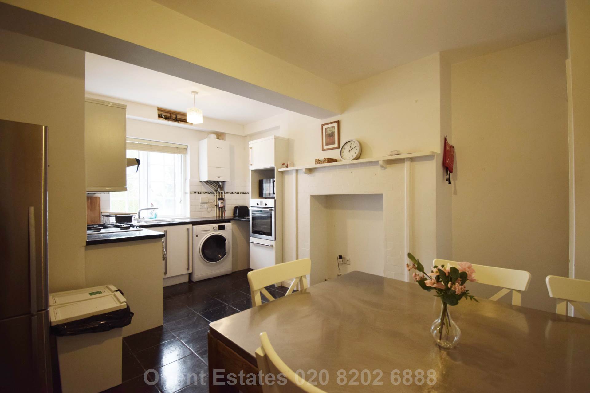 Finchley Road, London, Image 3