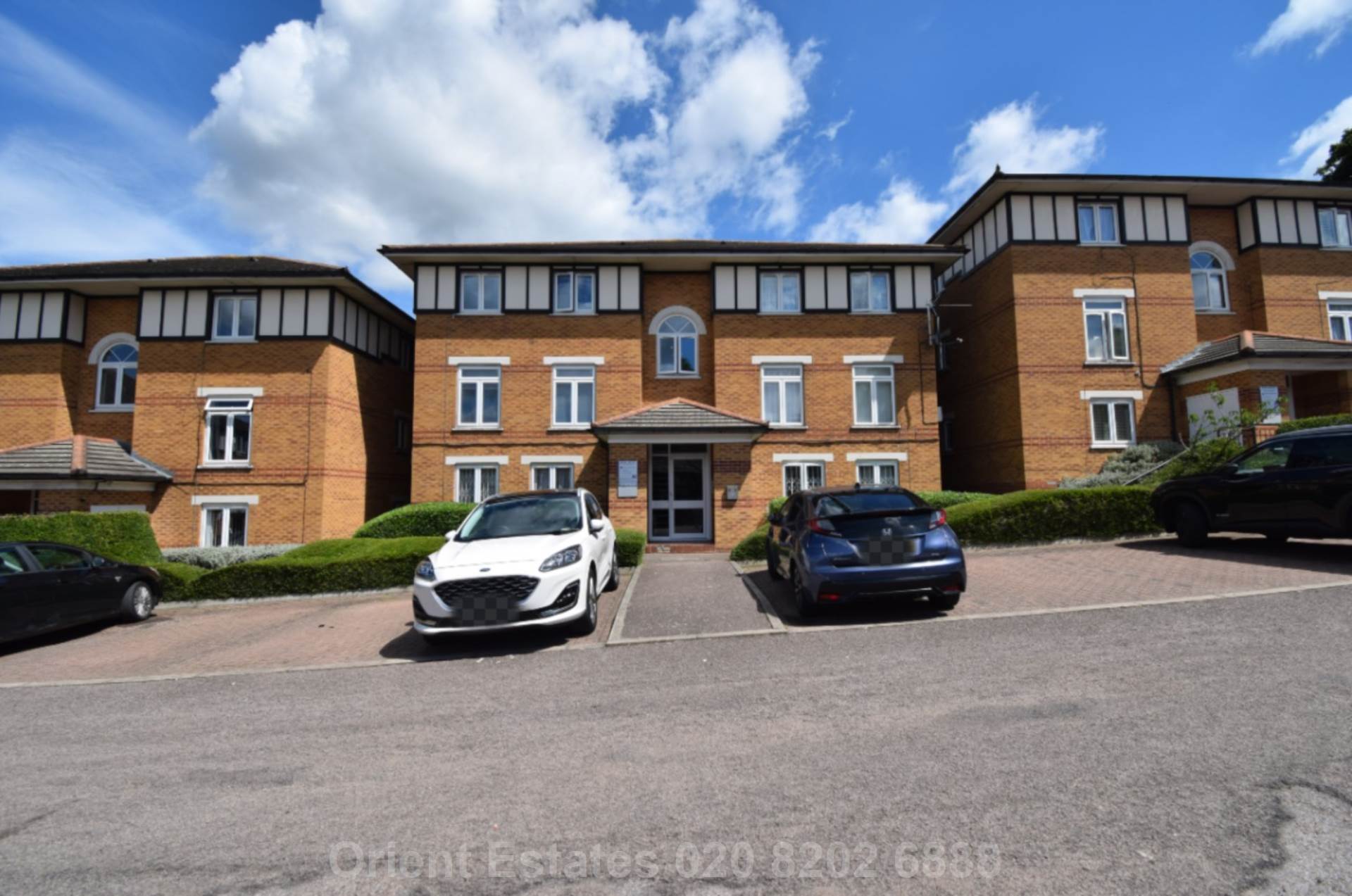 Wenlock Gardens, Hendon, Image 1