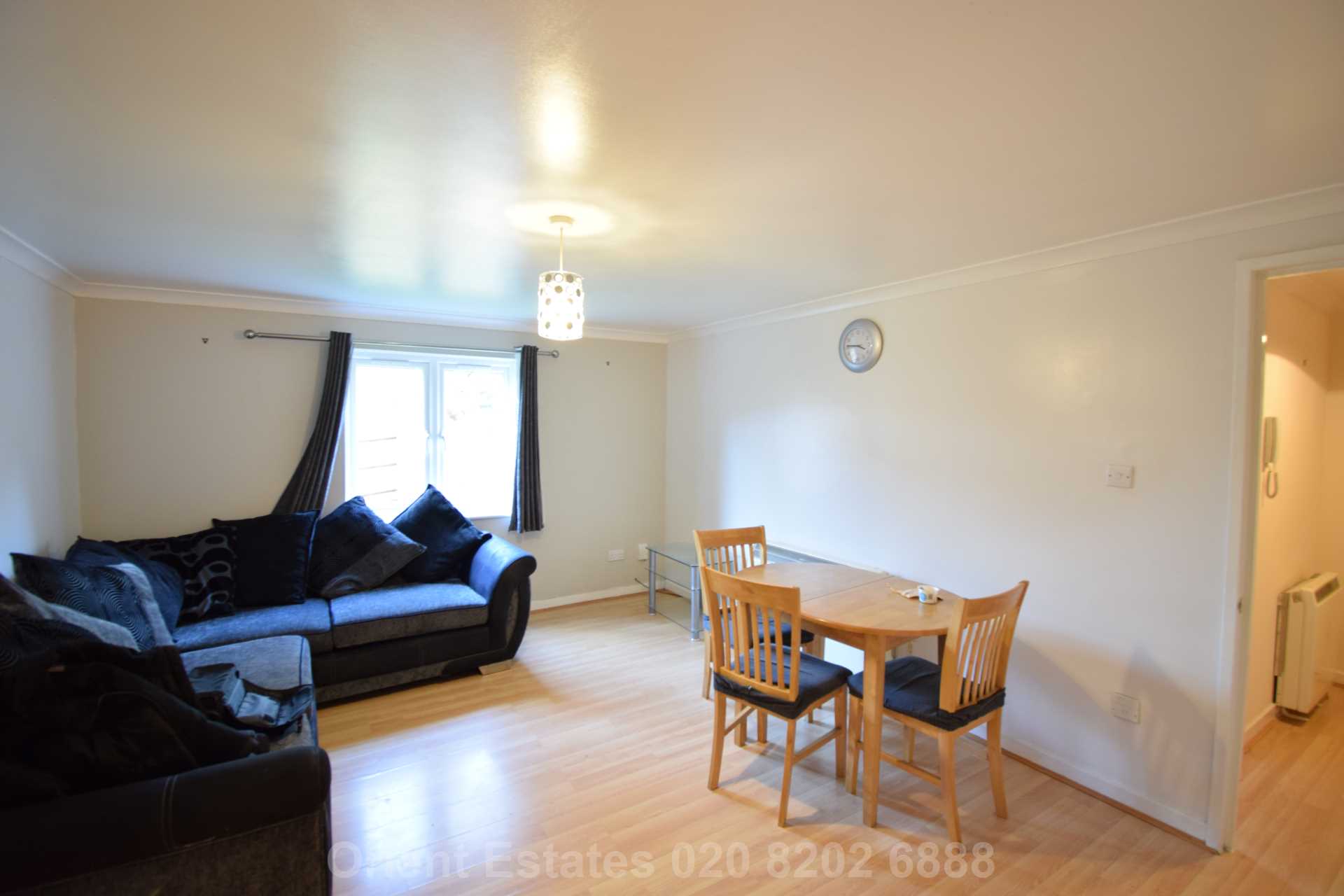 Wenlock Gardens, Hendon, Image 3
