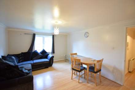 Wenlock Gardens, Hendon, Image 3
