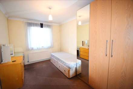 Queens Road, NW4, Image 7