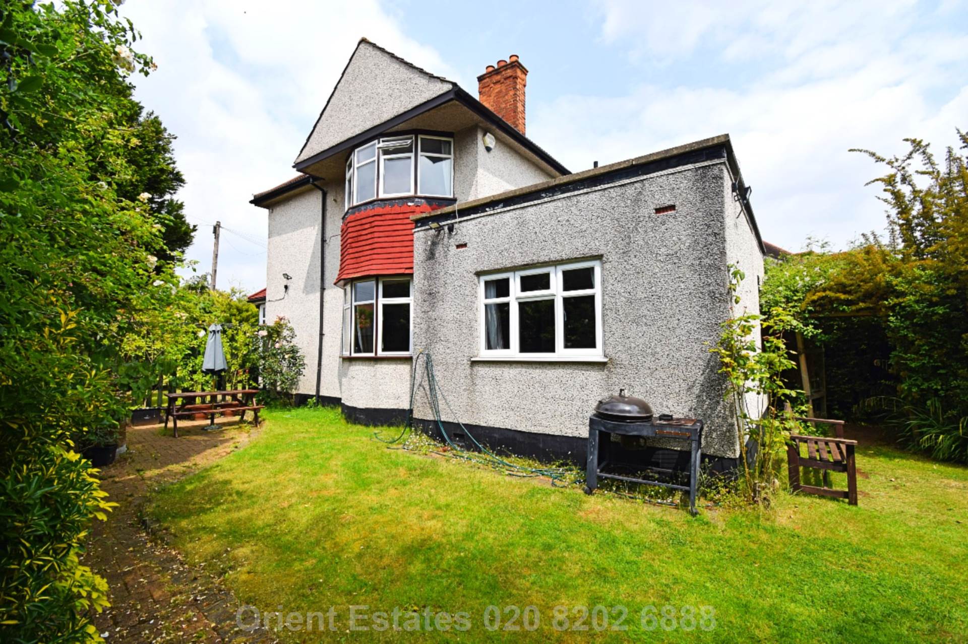 Selvage Lane, London, Image 9
