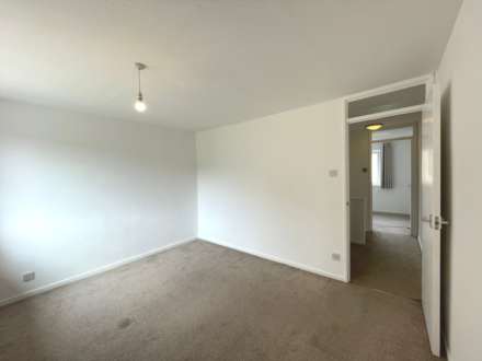 Rankin Close, London, Image 6