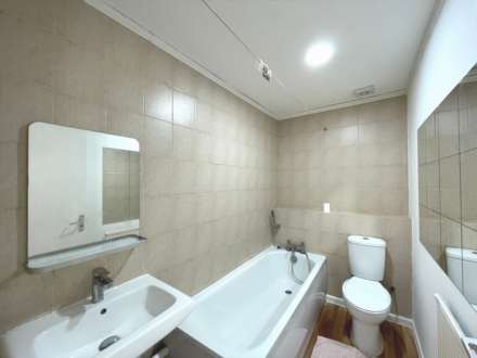 Rankin Close, London, Image 9