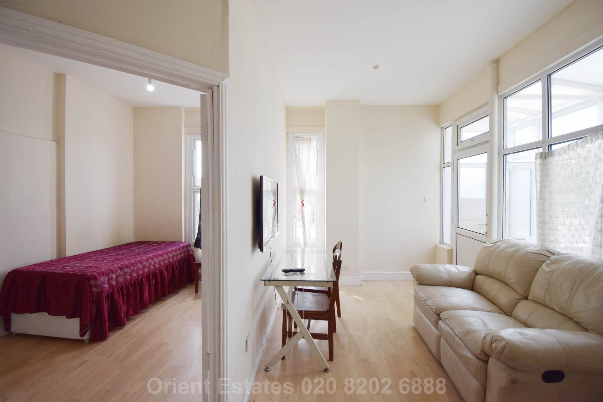 Audley Rd, London, Image 2