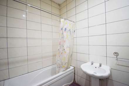 Audley Rd, London, Image 8