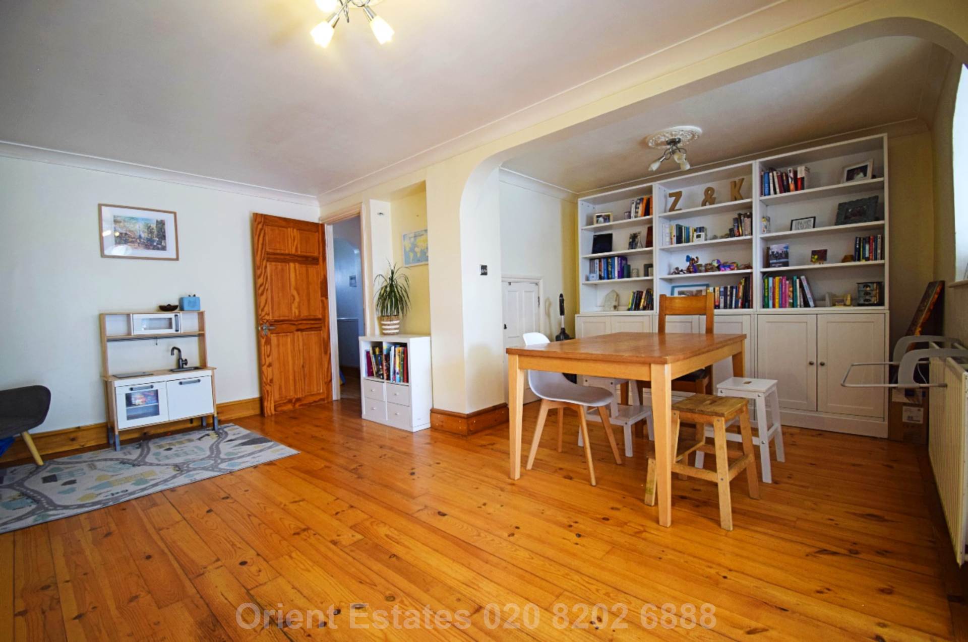 Colin Drive, London, Image 2