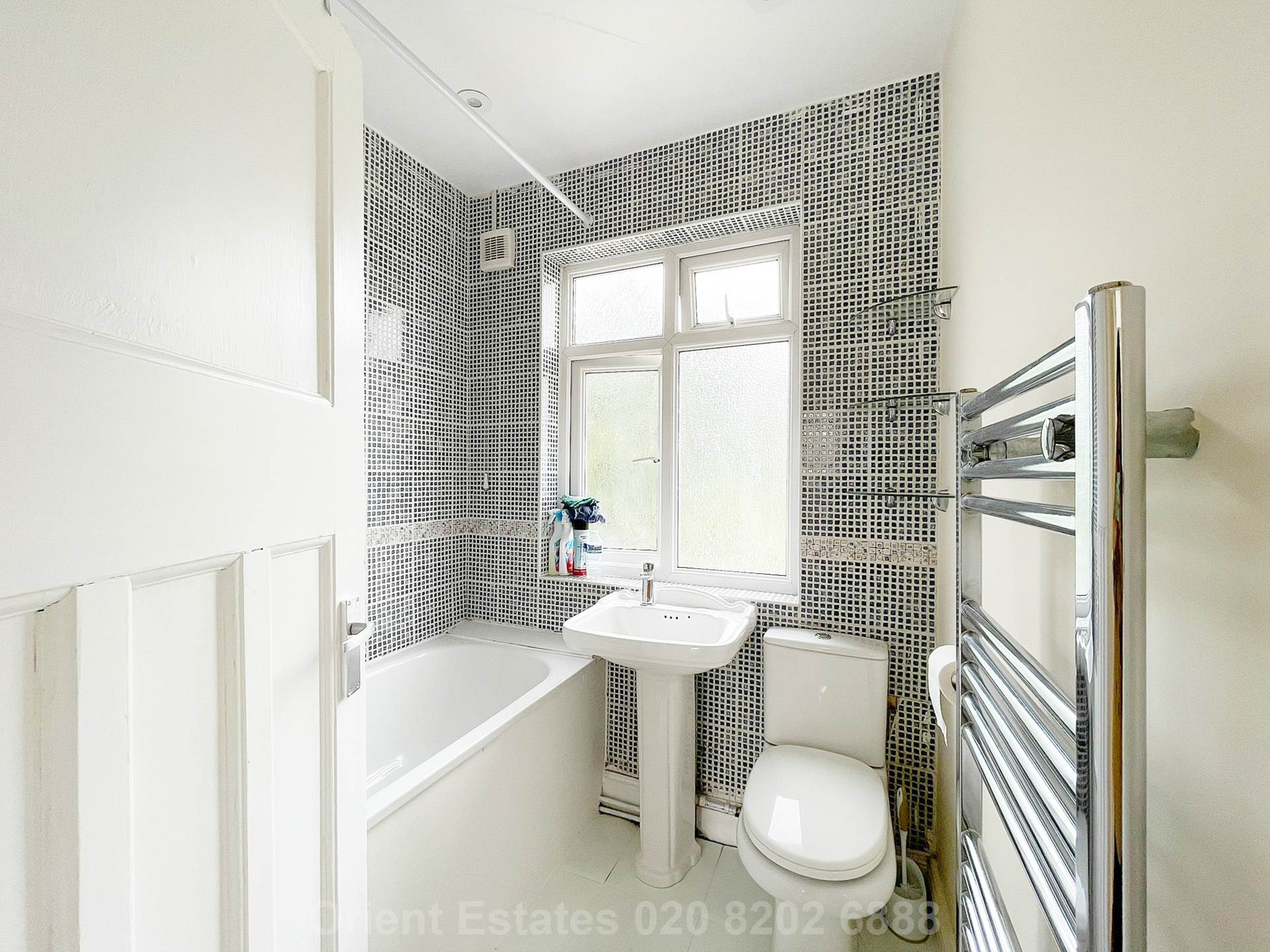 Brent Park Road, London, Image 8