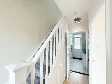 Brent Park Road, London, Image 4