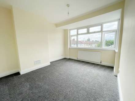 Brent Park Road, London, Image 5