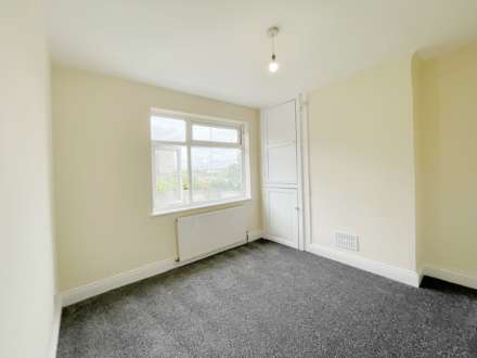 Brent Park Road, London, Image 6
