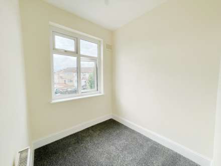 Brent Park Road, London, Image 7