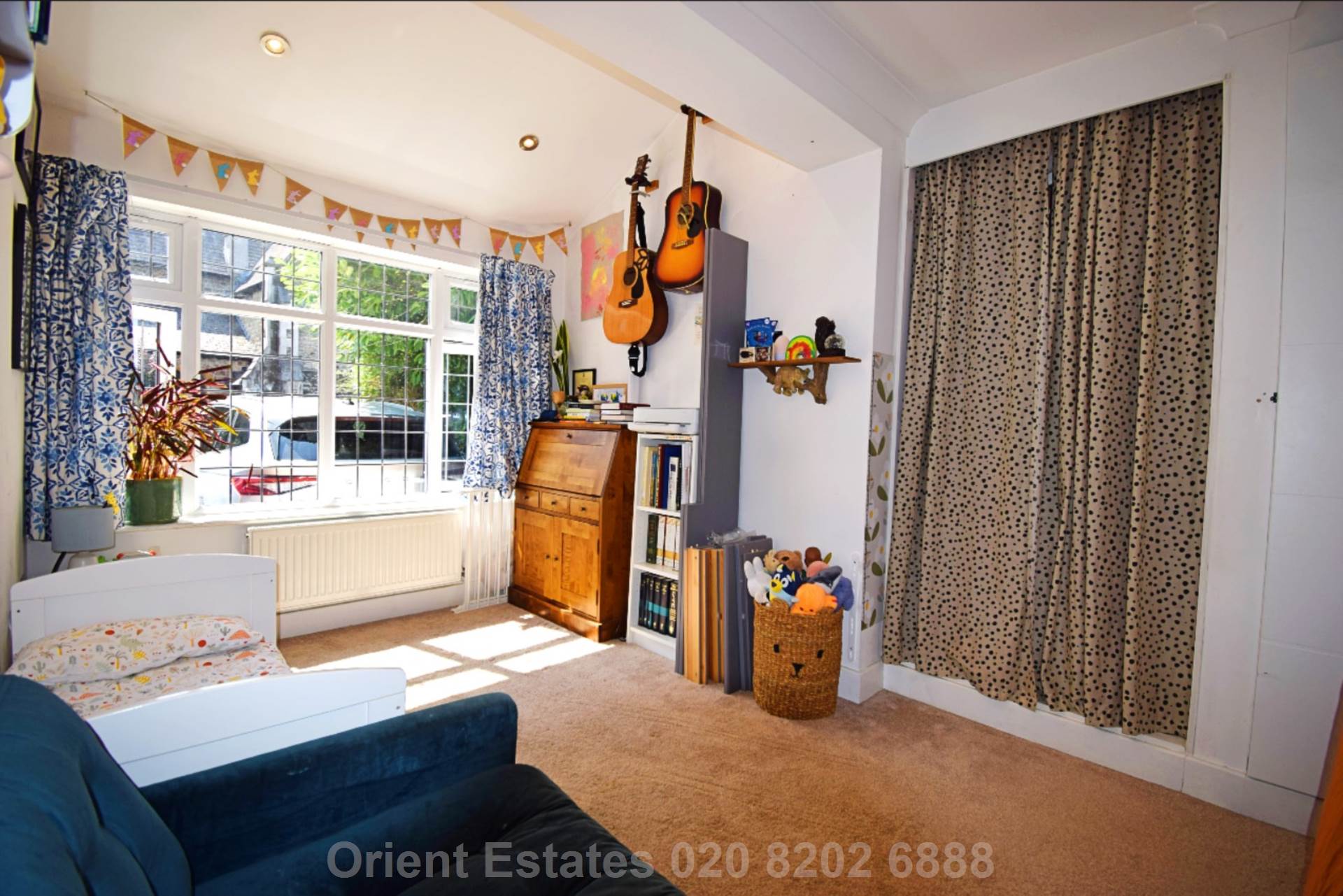 Egerton Gardens, London, Image 6