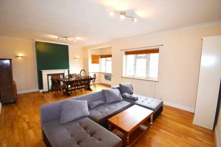 Vivian Avenue, Hendon Central, Image 2