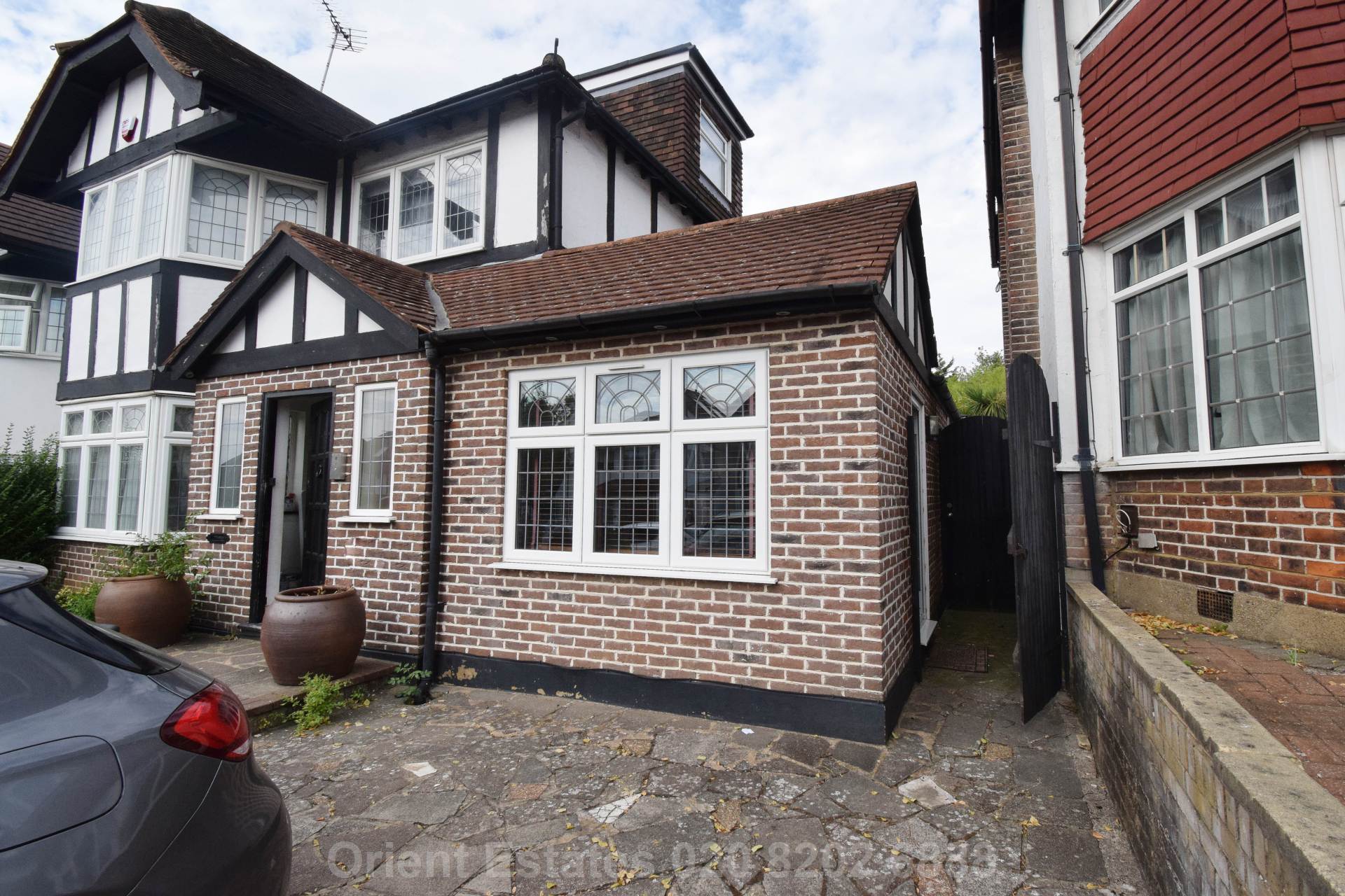 Vaughan Avenue, London, Image 5