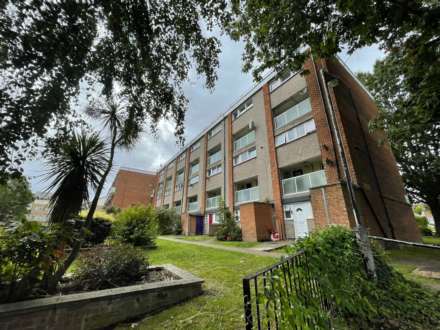 Belle Vue Estate, Hendon, Image 1
