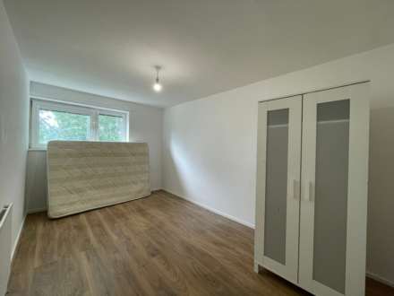 Belle Vue Estate, Hendon, Image 9