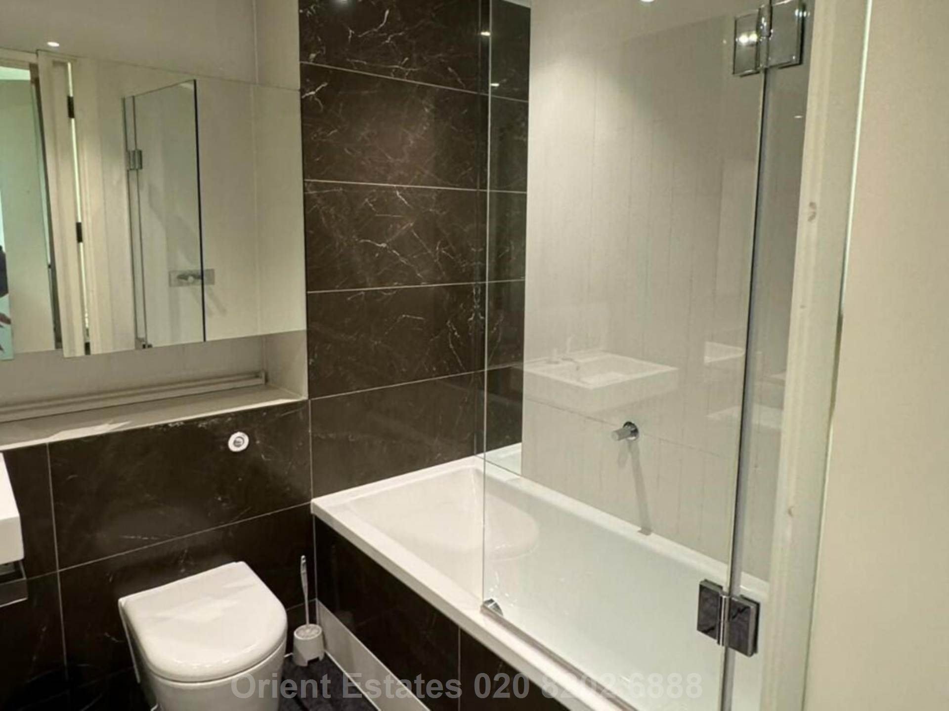 Oakland Quay, London, Image 7