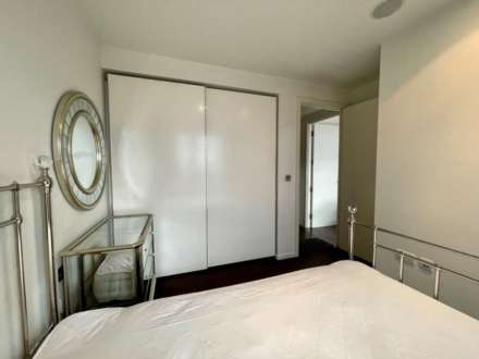 Oakland Quay, London, Image 5