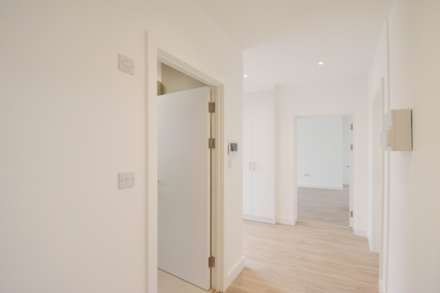 Torrington Park, London, Image 10