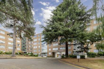 Station Road, London, Image 1