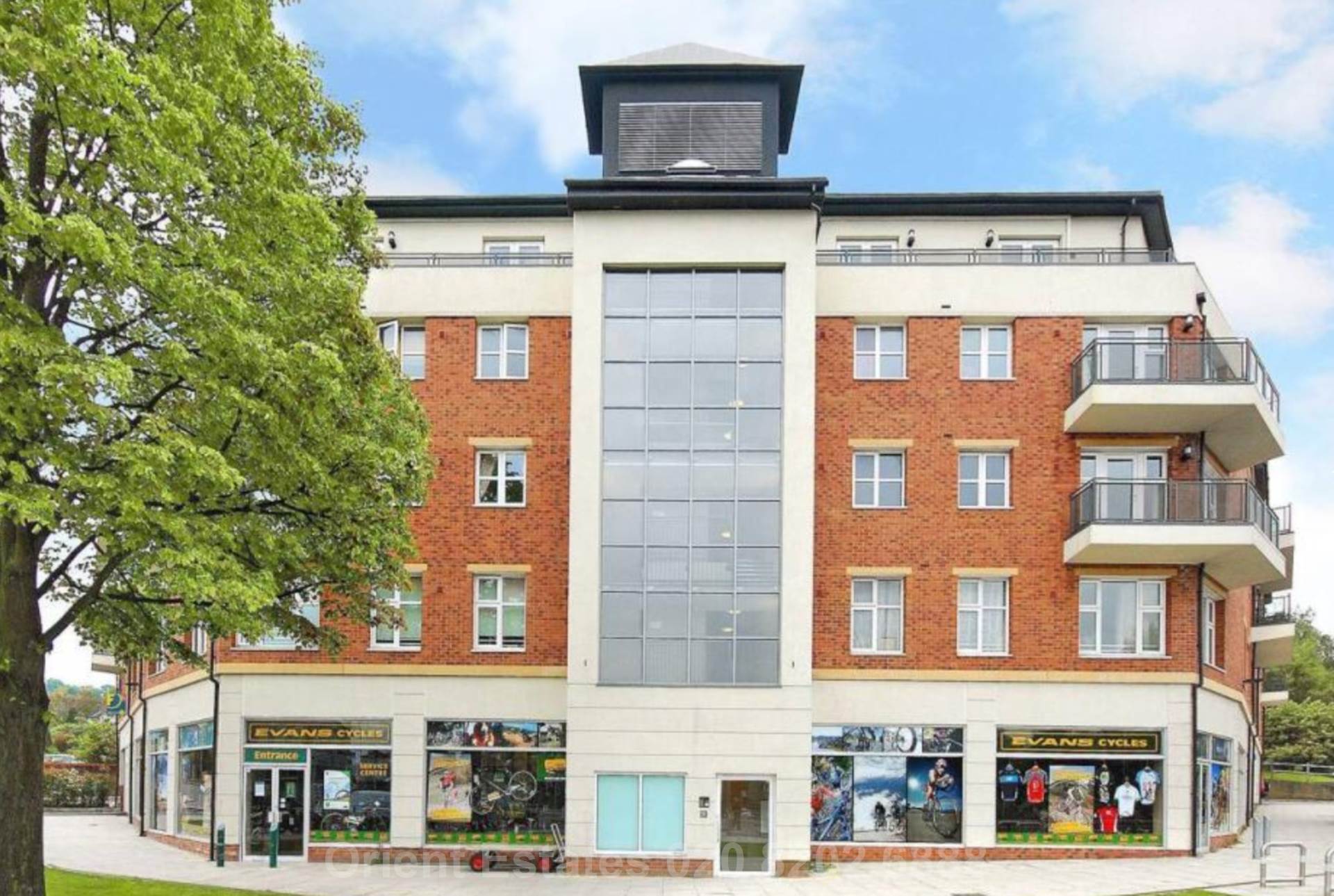 Greyhound Hill, London, Image 1