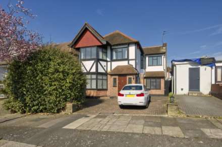 Vaughan Avenue, London, Image 1