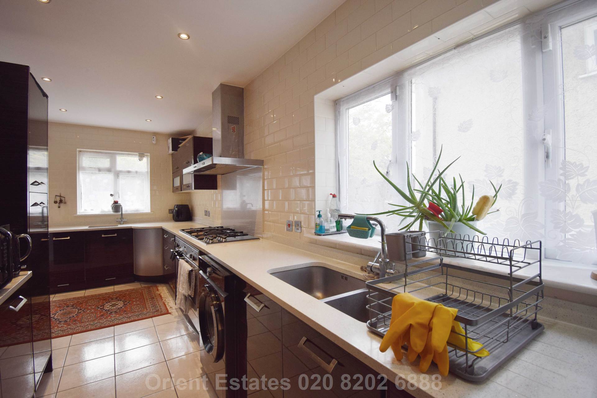 Greyhound Hill, London, Image 7