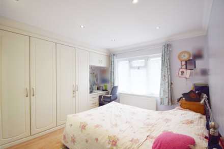 Greyhound Hill, London, Image 9
