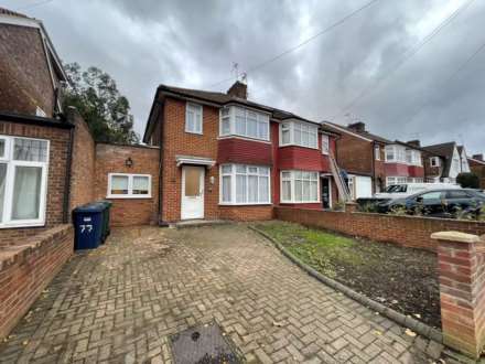 3 Bedroom Semi-Detached, Cheviot Gardens, Cricklewood