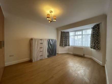 Cheviot Gardens, Cricklewood, Image 10