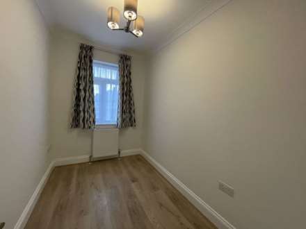 Cheviot Gardens, Cricklewood, Image 11