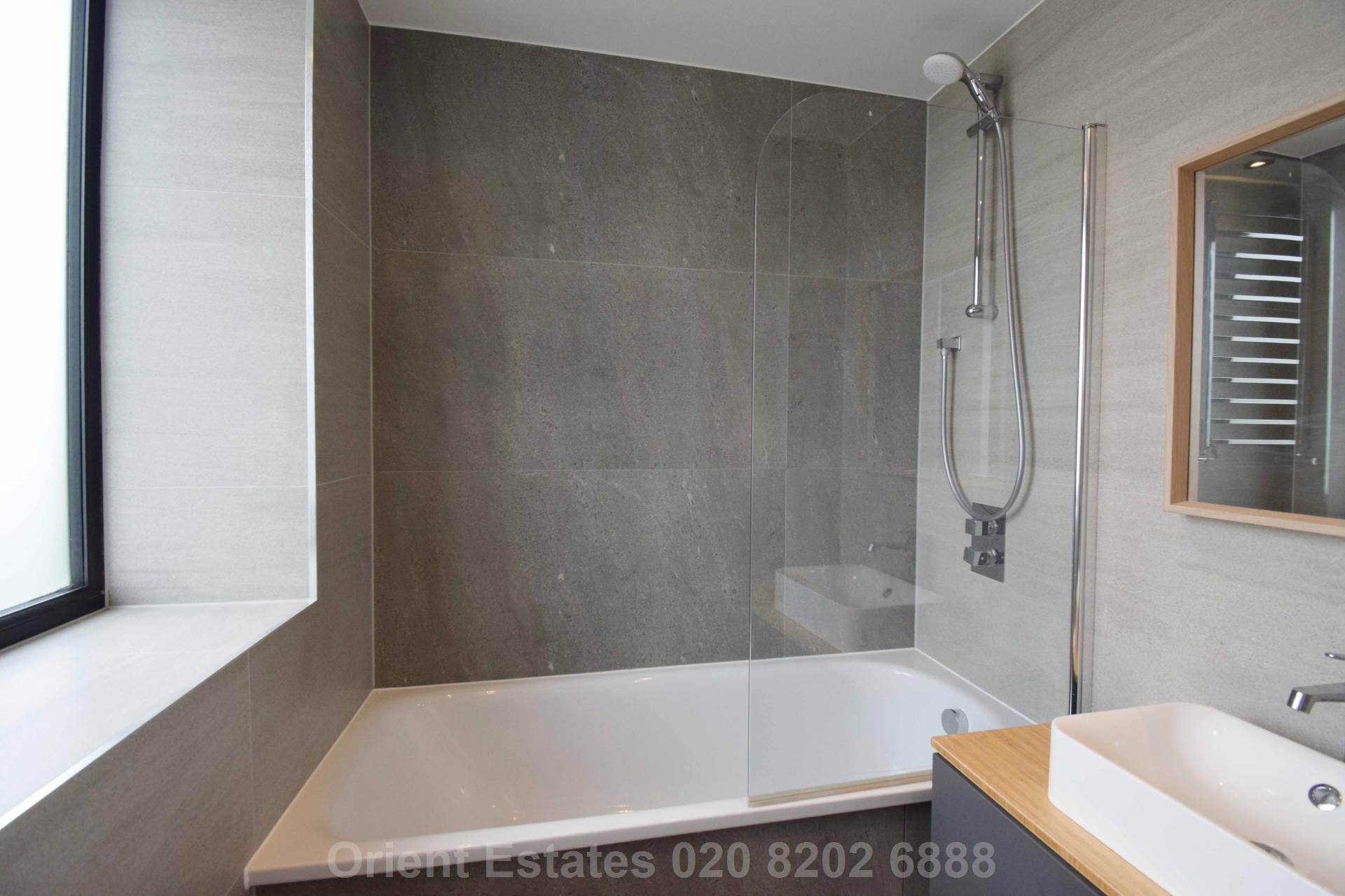 Hamilton Road, London, Image 6