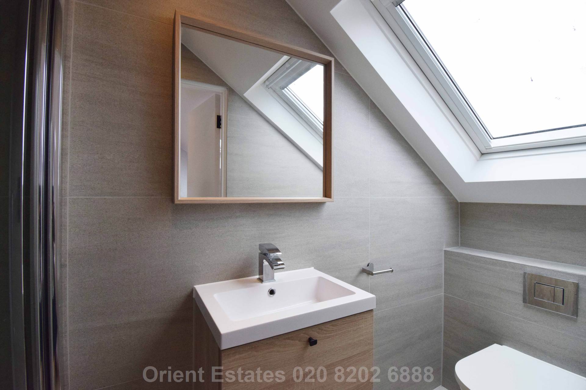 Hamilton Road, London, Image 9