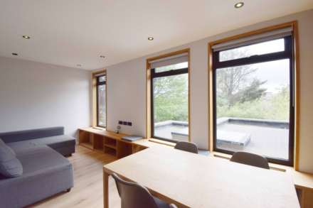 Hamilton Road, London, Image 2