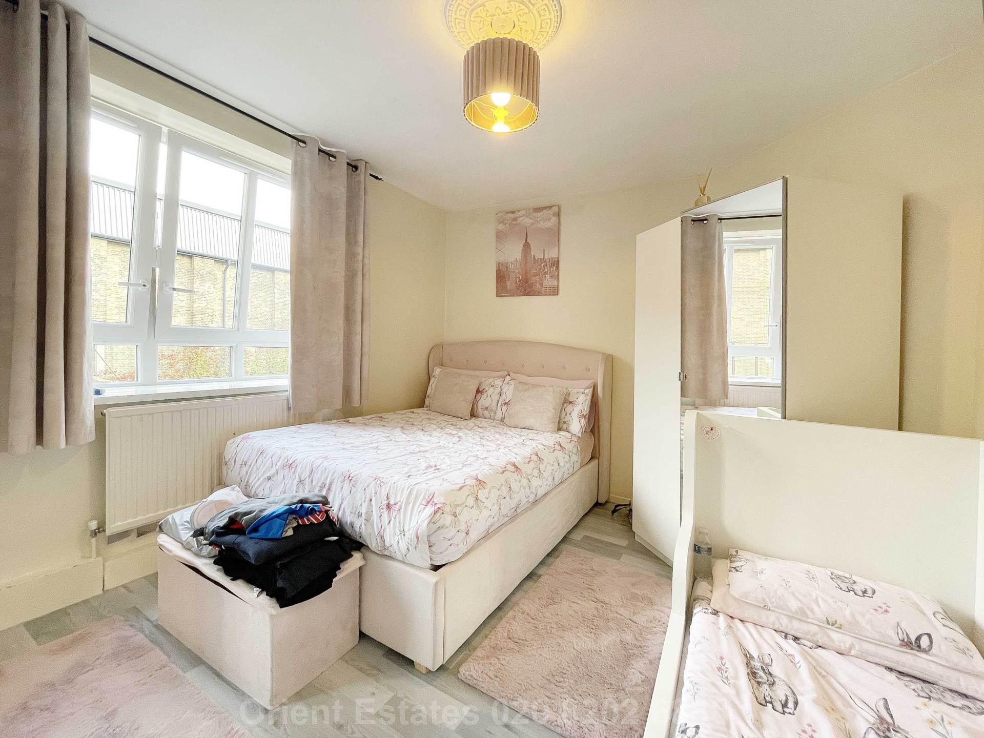 Field Road, Barons Court, Image 3