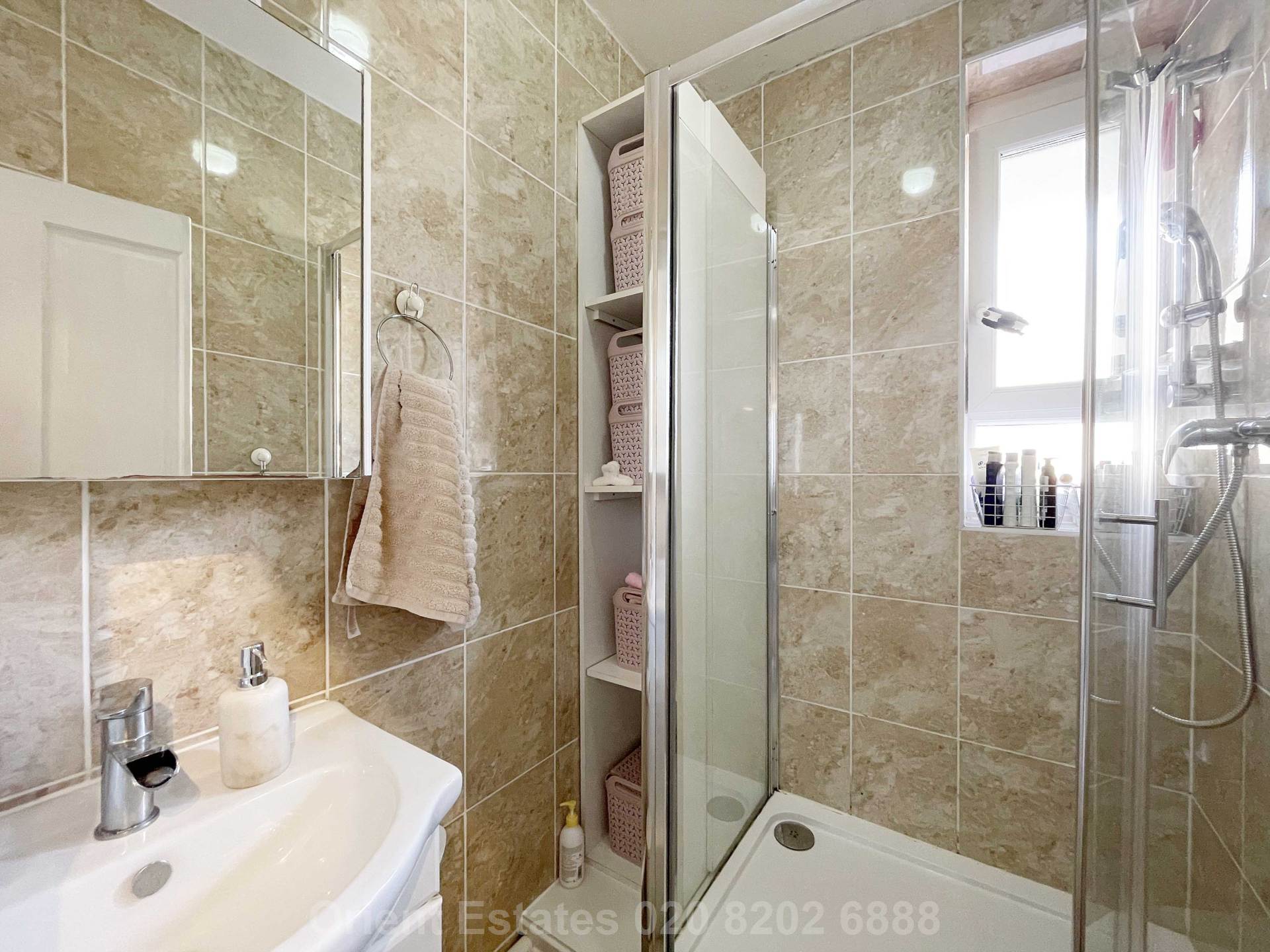 Field Road, Barons Court, Image 5