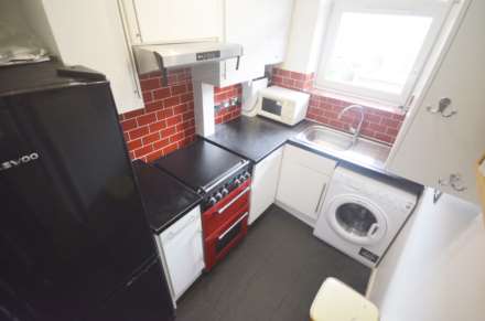 Field Road, Barons Court, Image 7