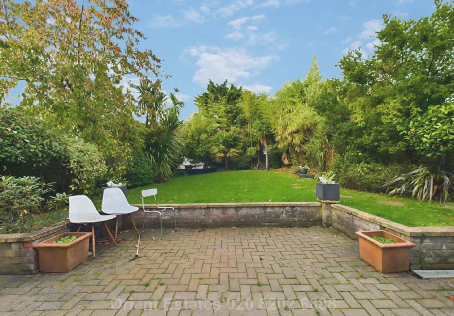 Vaughan Avenue, London, Image 7