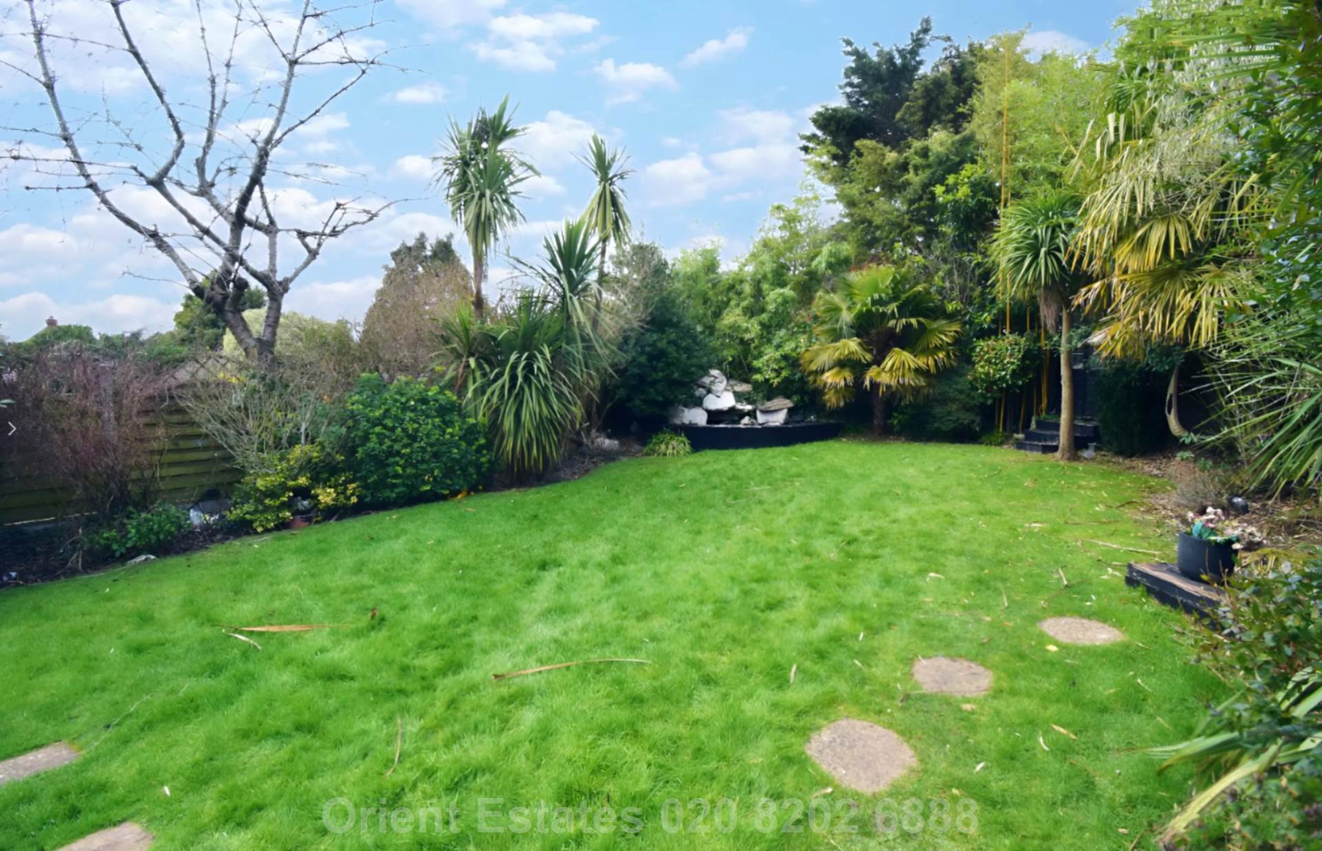 Vaughan Avenue, London, Image 8